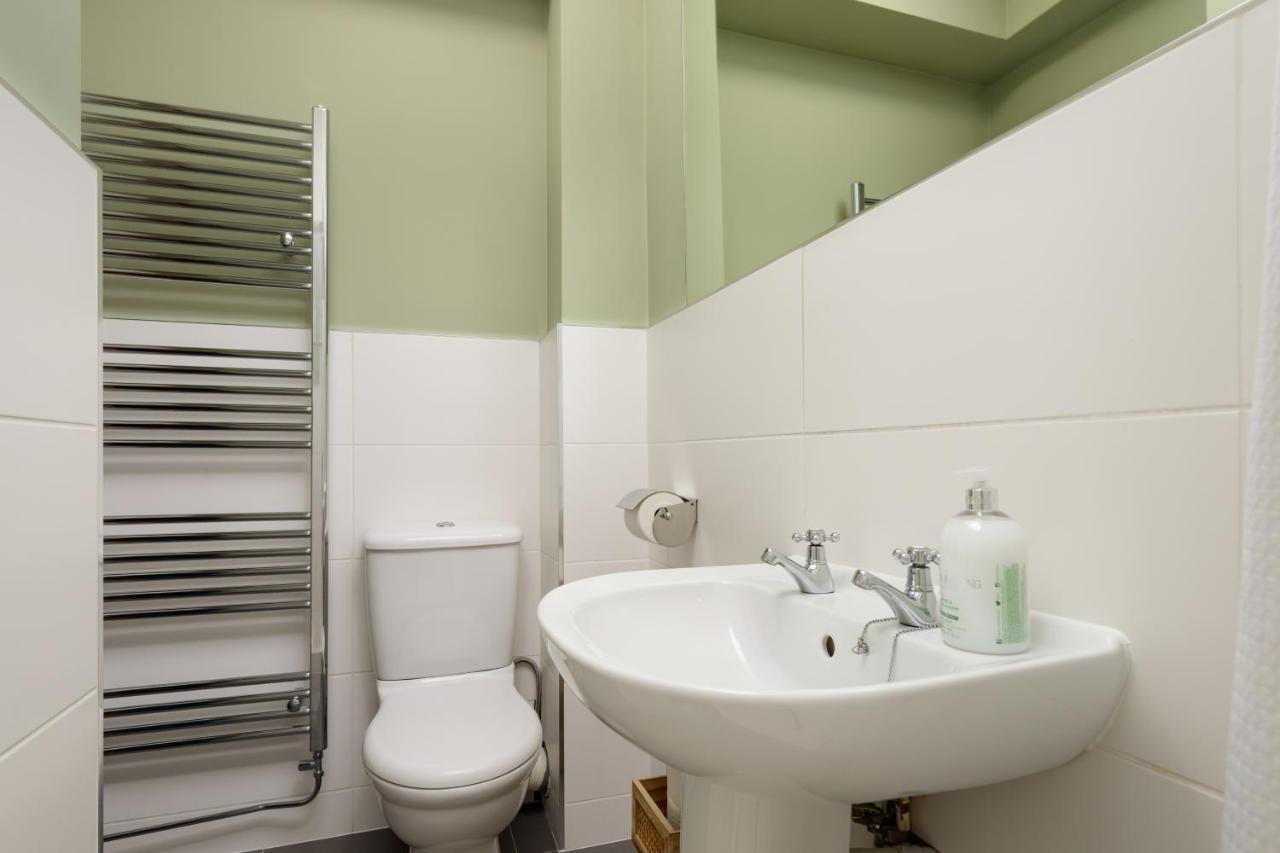 The Broughton St. Apartment เอดินบะระ ภายนอก รูปภาพ